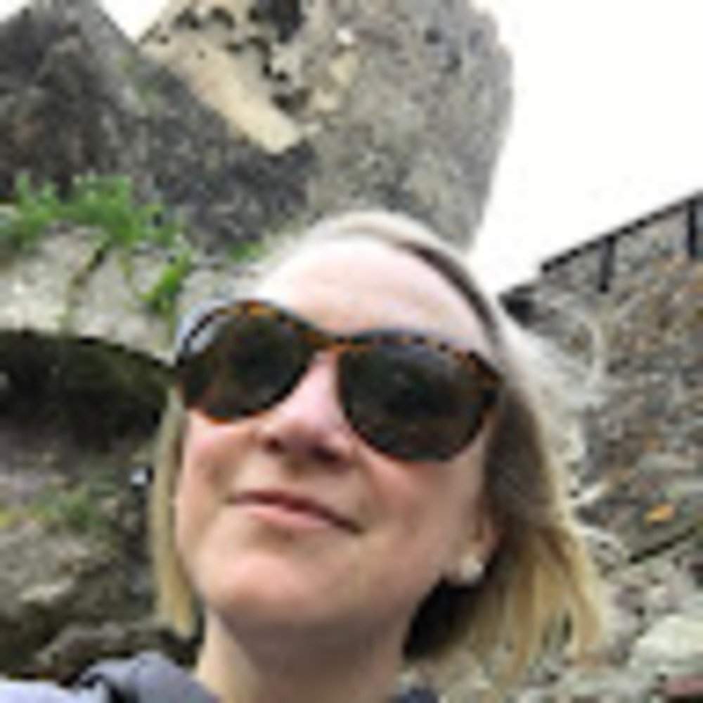 Meet your Posher, Melissa